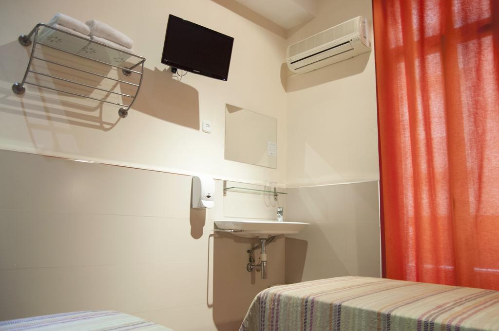Be Ramblas Guest House Βαρκελώνη Εξωτερικό φωτογραφία