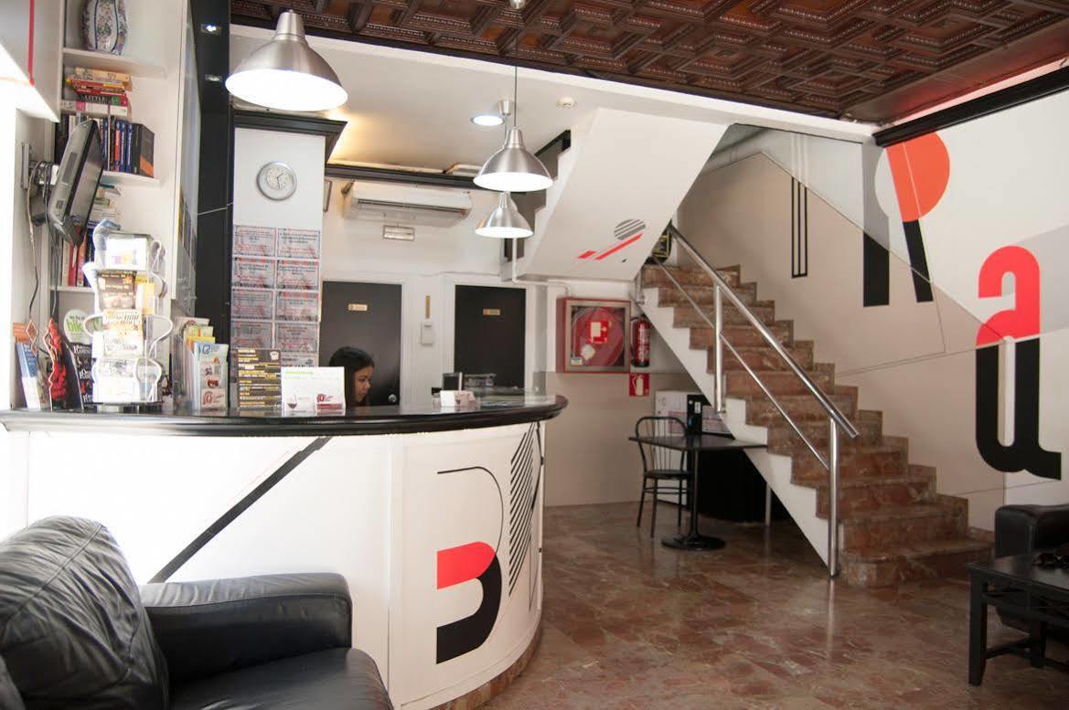 Be Ramblas Guest House Βαρκελώνη Εξωτερικό φωτογραφία